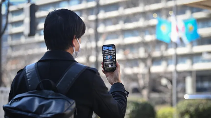 Символ Токио подсветили цветами казахстанского флага – видео