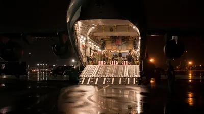 стрельба на авиабазе США, фото - Новости Zakon.kz от 20.12.2025 01:54