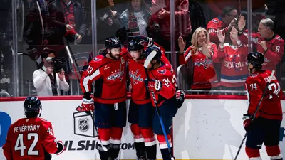 Хоккей Победа Торонто, фото - Новости Zakon.kz от 19.12.2025 10:16