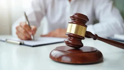 подозреваемый в убийстве супруги мужчина выступил в суде, фото - Новости Zakon.kz от 19.12.2025 23:09