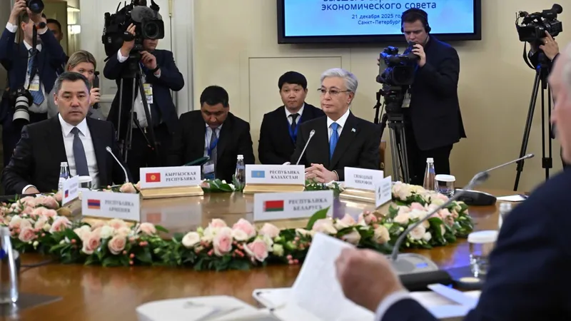 Токаев принял участие в заседании ВЕЭС в узком составе