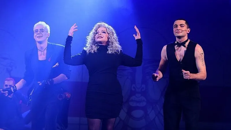 Скандальная история Ларисы Долиной породила пять новых слов 2025 года