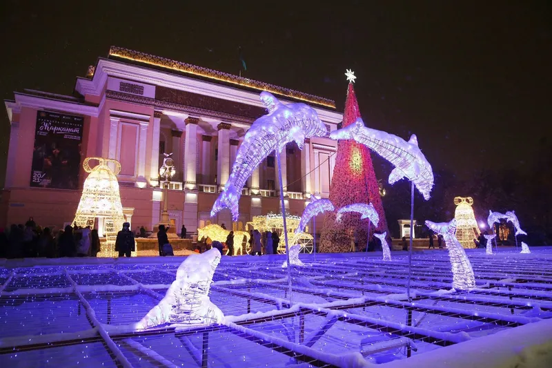 новогоднее украшение Алматы, фото - Новости Zakon.kz от 22.12.2025 16:05