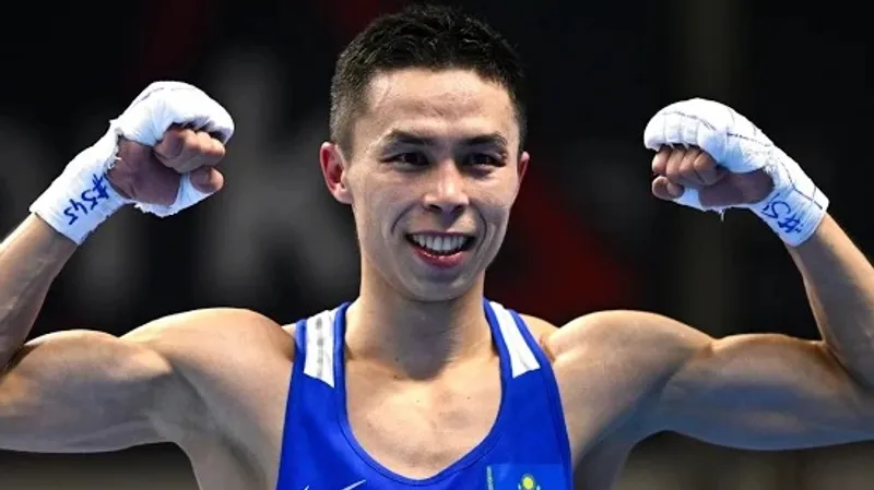 Неожиданный подарок сделали чемпиону мира по боксу Сакену Бибосынову в Шымкенте