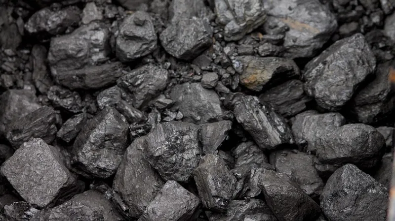 Дефицит или нет: дальнобойщики жалуются на растущие очереди на разрезе Шубарколь