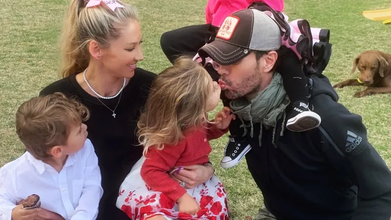 44-летняя Анна Курникова родила четвертого ребенка от Энрике Иглесиаса – фото малыша