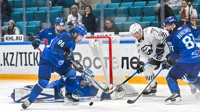 Барыс проиграл Трактору, фото - Новости Zakon.kz от 23.12.2025 22:04