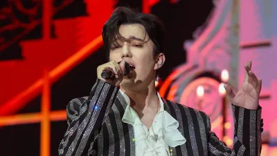 всемирно известный казахстанский исполнитель Димаш Кудайберген, фото - Новости Zakon.kz от 23.12.2025 16:11