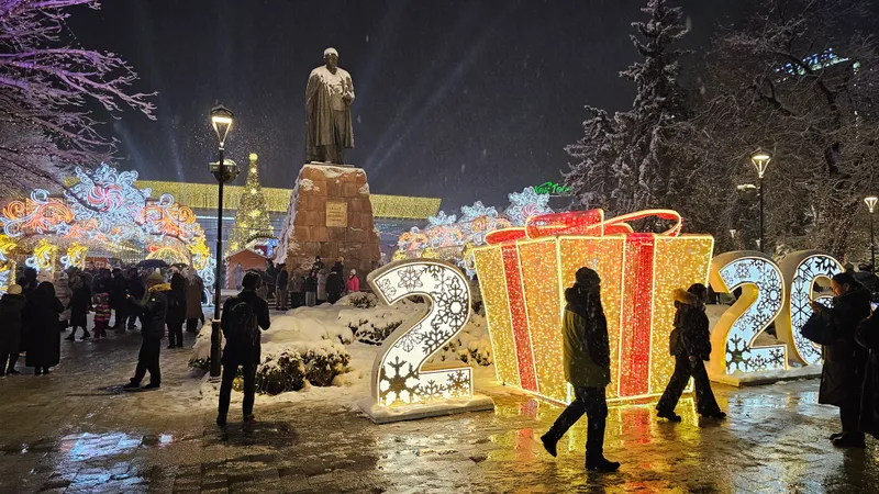 Казахстанца, вышедшего с корпоратива в одной рубашке, спасла полиция
