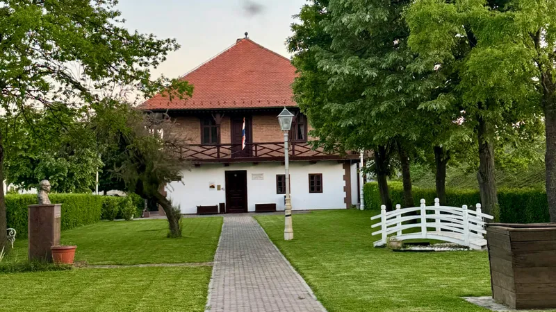 "Квартиру потом продать не сможете": казахстанская блогер рассказала о паранормальных явлениях в своем доме