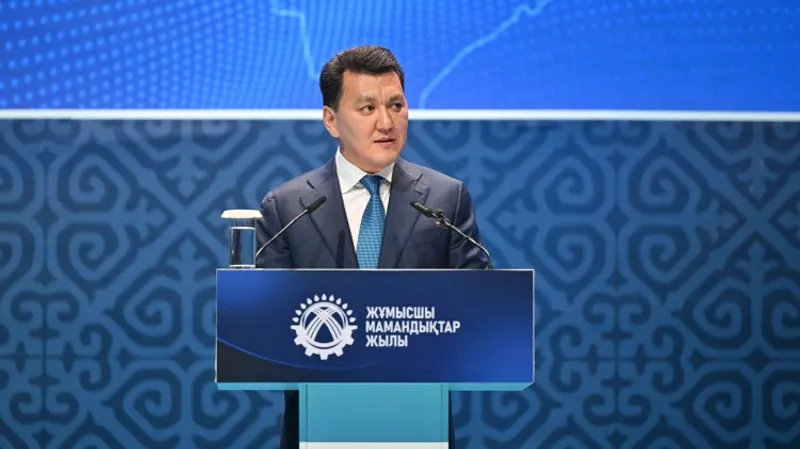 Ерлан Карин принял участие в мероприятии, посвященном Году рабочих профессий