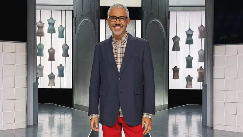 Модный акцент: стилист объяснил правила ношения жакетов и мундиров в 2026 году