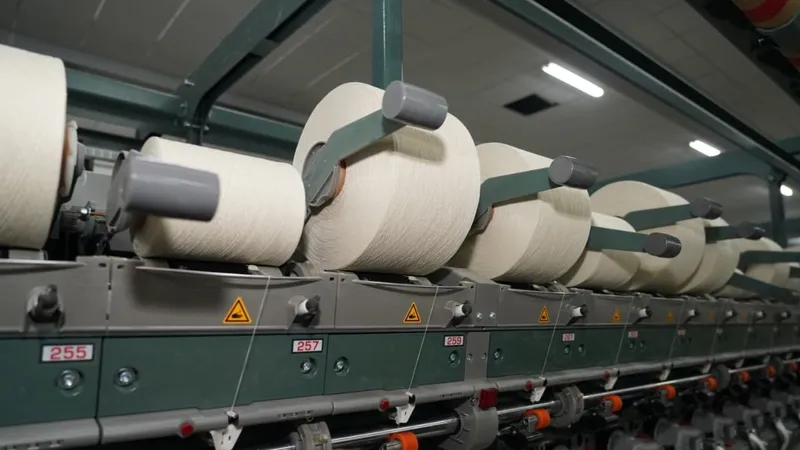 В Туркестане запущен хлопковый агропромышленный комплекс по производству текстиля