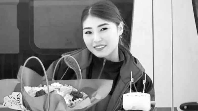 В Астане увековечили память фельдшера Улданы Мырзуан