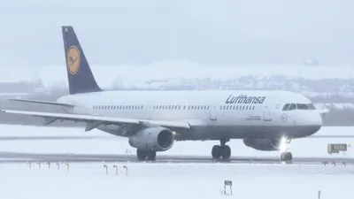 Самолёт, снег, зима , фото - Новости Zakon.kz от 26.12.2025 11:46