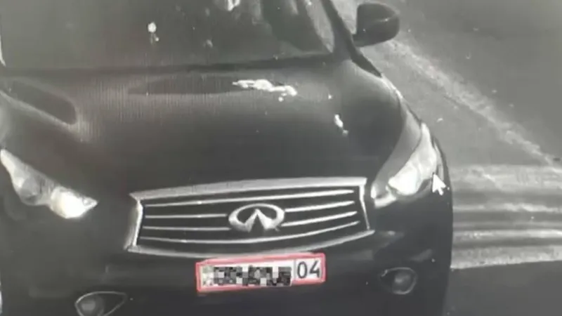 Infiniti с поддельными номерами "заработал" 700 тысяч тенге штрафов