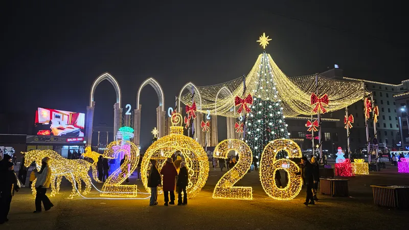 "202Б – это чей адрес?": декорацию в Щучинске обсуждают в Казнете