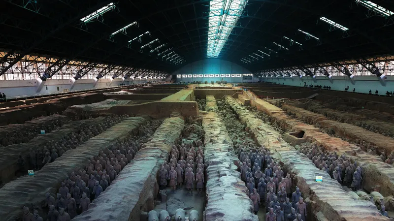 Археологи раскрыли, почему 2200 лет боятся открывать гробницу первого императора Китая