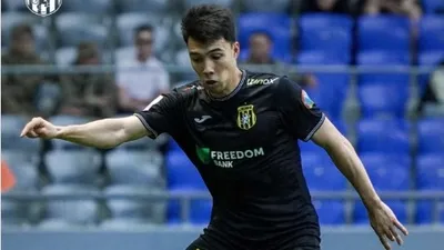 Нурбол Ануарбеков официально сменил клуб, фото - Новости Zakon.kz от 28.12.2025 14:17