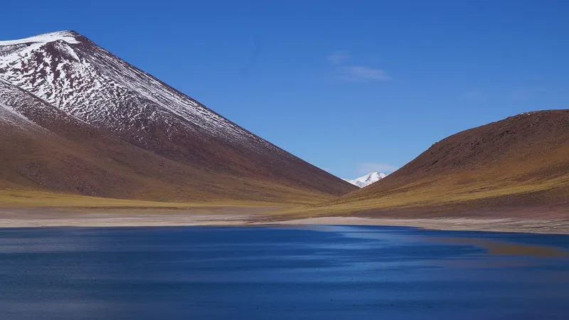 Килограммы ртути вытекают в одну из крупнейших и живописных лагун Европы