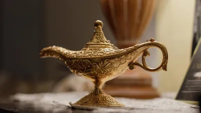 Лампа, стол, комната, фото - Новости Zakon.kz от 29.12.2025 08:21