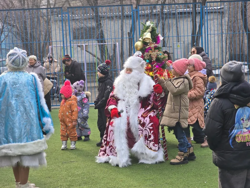 новогодний праздник в Алматы, фото - Новости Zakon.kz от 29.12.2025 12:10