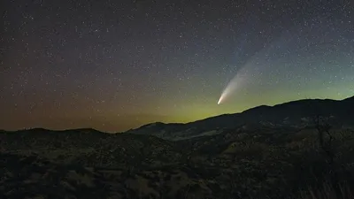 летающий объект, космос, болид, небо,, фото - Новости Zakon.kz от 30.12.2025 21:23