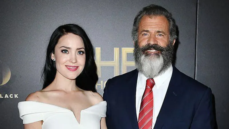 69-летний Мел Гибсон расстался с 35-летней Розалинд Росс