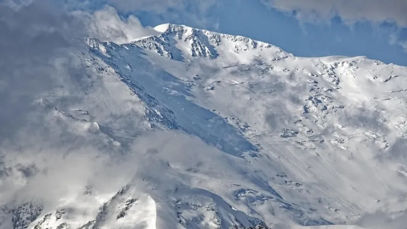 Изучение ледников и воды: Казахстан подписал важное соглашение с ЮНЕСКО