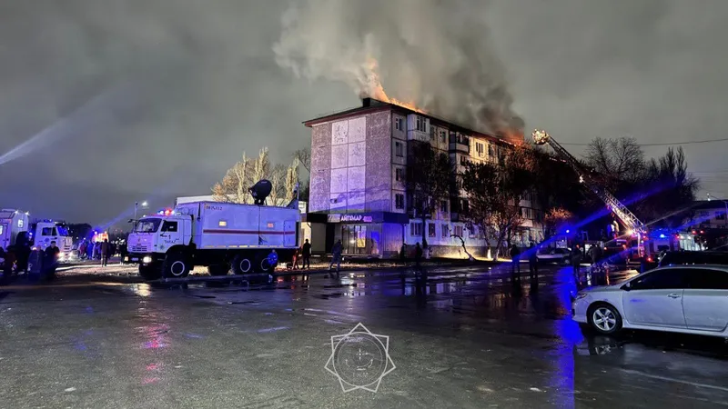 Крупный пожар в Таразе потушили без пострадавших