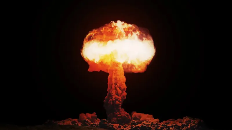 Необычный салют в виде ядерного взрыва напугал жителей Таиланда