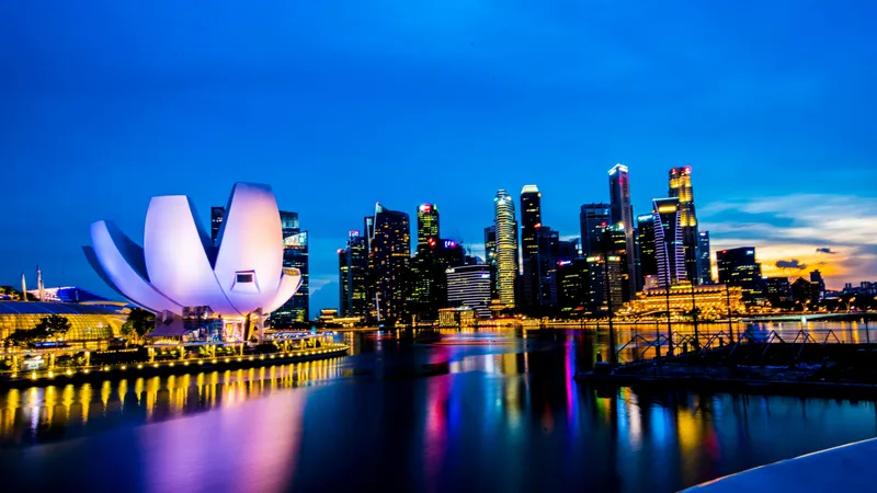 В Сингапурском проливе путешественников стали часто атаковать пираты