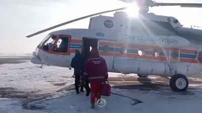 помощь спасателей, фото - Новости Zakon.kz от 04.01.2026 20:33