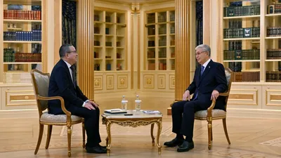 публицист Бауыржан Бабажанулы, президент РК Касым-Жомарт Токаев, фото - Новости Zakon.kz от 05.01.2026 09:01