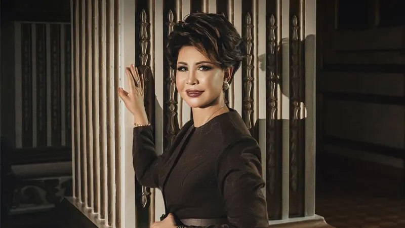 Роза Рымбаева собирается удивить поклонников своим юбилеем на сцене