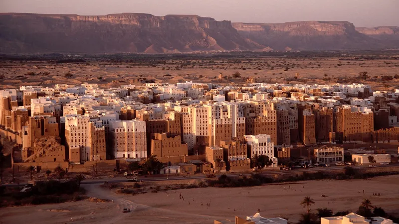 Выстрелы прогремели у президентского дворца в Йемене