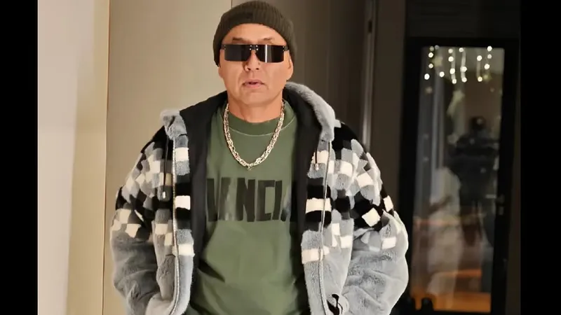 Под динамичным танцем Турсена Алагузова вспомнили Илона Маска и Дональда Трампа