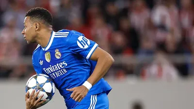 Футбол Встреча Барселона, фото - Новости Zakon.kz от 09.01.2026 17:52