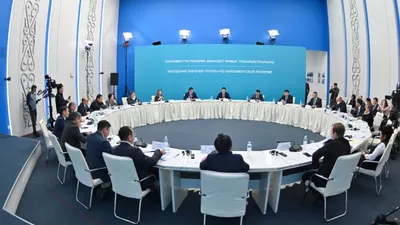 Астана, заседание, ерлан Карин, парламент, будущее , фото - Новости Zakon.kz от 09.01.2026 19:34