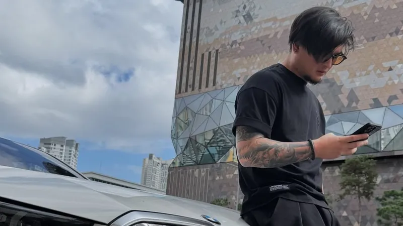 "Молодцы, казахи!": Instagram ликует из-за дуэта Анатолия Цоя и Азамата Мусагалиева