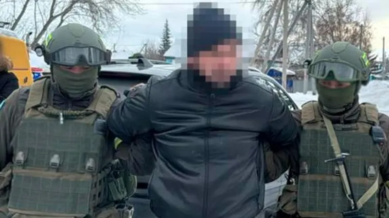 КНБ разгромил 20 преступных групп по Казахстану: десятки задержанных, изъято оружие