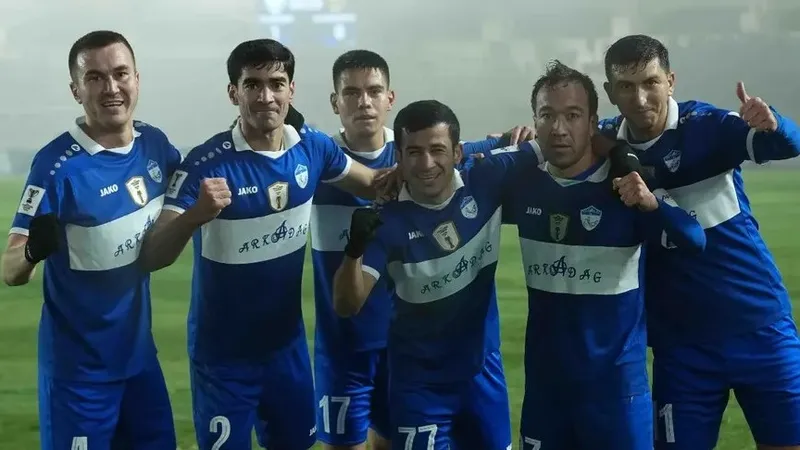 Туркменские футболисты досрочно вышли из отпуска для встречи с Роналду