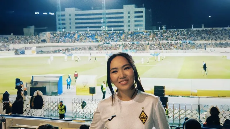 Исторический прорыв: Yenlik стала первой казахстанкой на COLORS