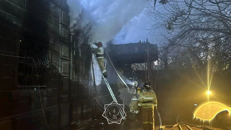 Пожар охватил кафе в Таразе