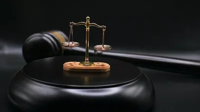 Германия выплатит бывшему заключенному рекордную сумму, фото - Новости Zakon.kz от 14.01.2026 23:20