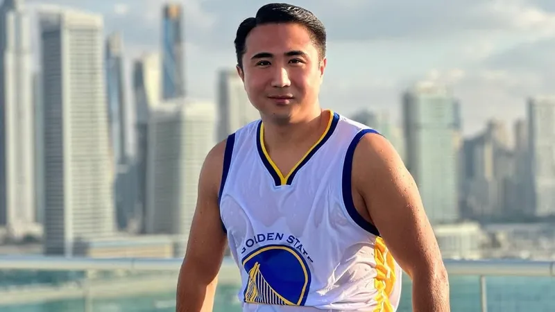 182 тысячи долларов под арестом: АФМ раскрыло новые детали международного розыска блогера-миллионника