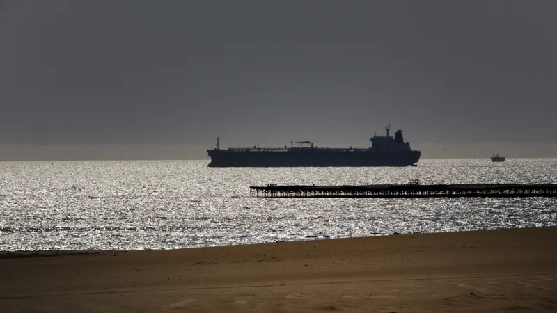 МИД Казахстана сделал заявление по инцидентам с танкерами в Черном море