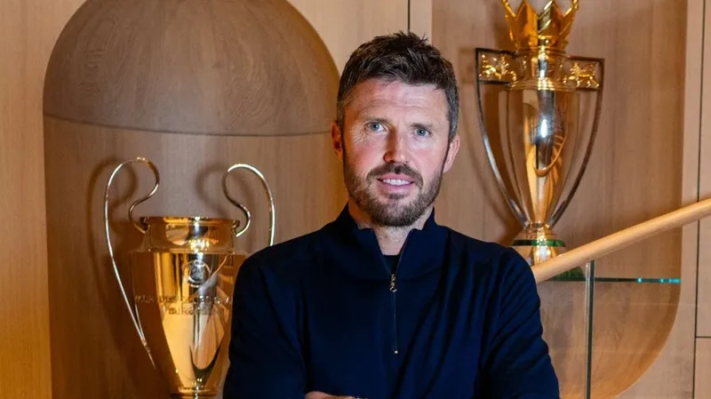 "Манчестер Юнайтед" на битву с "Сити" выйдет с новым главным тренером