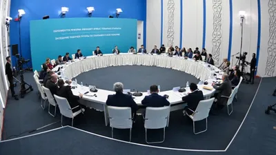 Астана, Ерлан Карин, рабочая группа , фото - Новости Zakon.kz от 15.01.2026 19:25