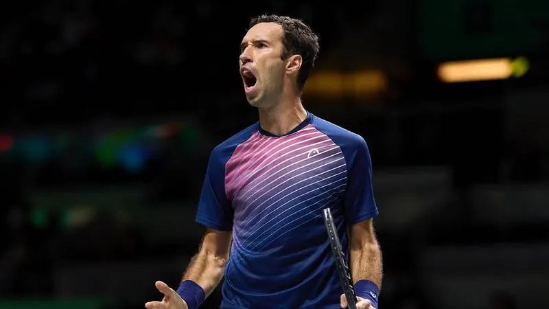 Ветеран теннисного корта отстоял Казахстан в Глазго